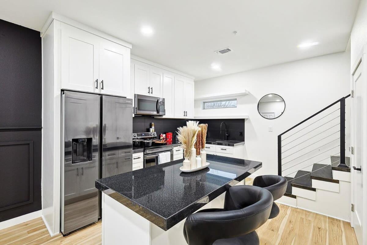 New 2B Townhome Near At&T Global Life 6Flag Arlington Zewnętrze zdjęcie